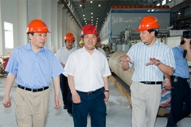 2007年5月25日填恬，時任全國政協(xié)常委氢熏、經(jīng)濟(jì)委員會副主任纷跛、中國包裝聯(lián)合會會長石萬鵬一行來公司視察